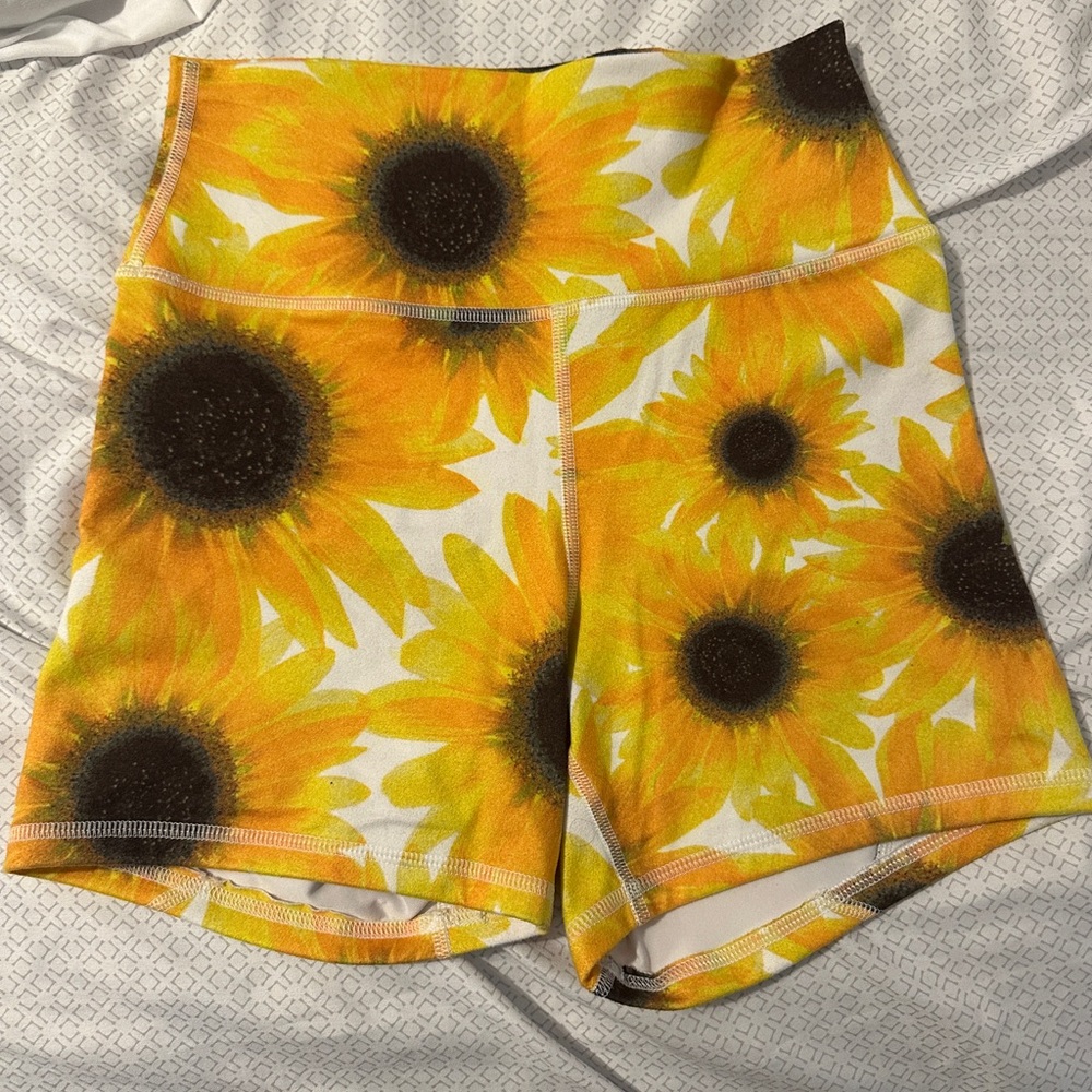 Fleo True High Contour, bounce fabric, size small, excellent used condition.